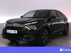 Svart Begagnad 2023 Citroën e-C4 Shine Halvkombi | 239 900 kr (Marknadspris)