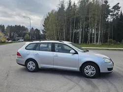 Silver Begagnad 2009 VW Golf Kombi | 30 000 kr (Bra pris)