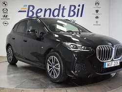 Svart Begagnad 2024 BMW 230 M Sport Minibuss | 469 500 kr