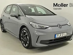 Grå (moonstone grey) Begagnad 2024 VW ID.3 Pro Halvkombi | 349 000 kr