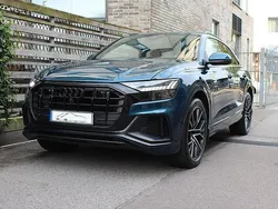 Blå Begagnad 2018 Audi Q8 S-Line SUV | 589 000 kr (Lite dyr)
