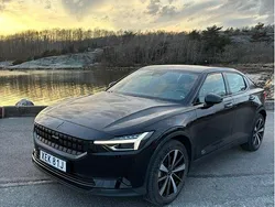 Svart Begagnad 2022 Polestar 2 Sedan | 320 000 kr (Marknadspris)