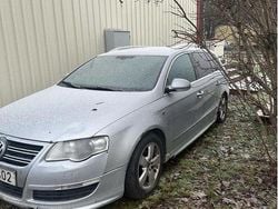 Silver Begagnad 2010 VW Passat Sportline Kombi | 12 000 kr (Superpris)