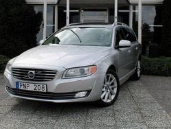 Silver Begagnad 2014 Volvo V70 Summum Kombi | 149 900 kr (Marknadspris)