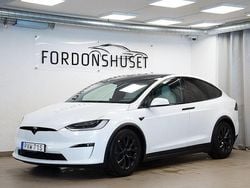 Vit Begagnad 2023 Tesla Model X SUV | 829 000 kr (Marknadspris)