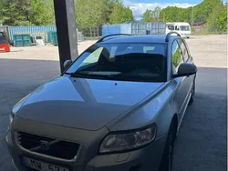 Silver Begagnad 2010 Volvo V50 Momentum Kombi | 23 000 kr (Bra pris)