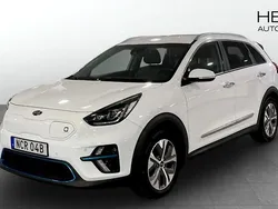 Vit (white) Begagnad 2021 Kia e-Niro SUV | 249 900 kr (Bra pris)