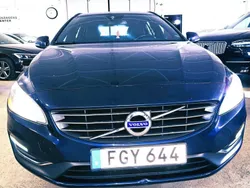 Blå Begagnad 2014 Volvo V60 Momentum Kombi | 128 000 kr (Marknadspris)