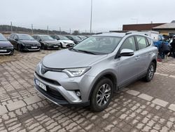 Silver Begagnad 2017 Toyota RAV4 Hybrid SUV | 159 900 kr (Marknadspris)