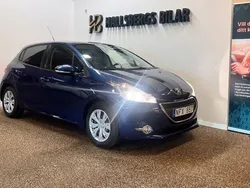 Mörkblå Begagnad 2012 Peugeot 208 Halvkombi | 49 900 kr (Marknadspris)