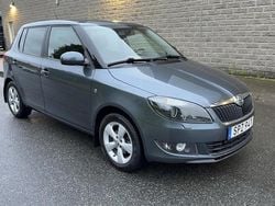 Silver Begagnad 2015 Skoda Fabia Halvkombi | 80 000 kr (Marknadspris)