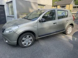Grå Begagnad 2009 Dacia Sandero Halvkombi | 23 000 kr