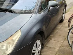 Silver Begagnad 2005 Citroën C4 Halvkombi | 29 000 kr (Marknadspris)