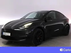 Svart Begagnad 2023 Tesla Model Y Long Range SUV | 454 900 kr