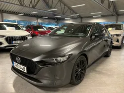 Machine grey metallic Ny 2024 Mazda 3 Nagisa Halvkombi | 374 200 kr