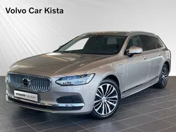 Grå Begagnad 2024 Volvo V90 Core Kombi | 509 900 kr (Marknadspris)