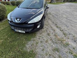 Svart Begagnad 2010 Peugeot 308 Halvkombi | 16 000 kr (Dyr)