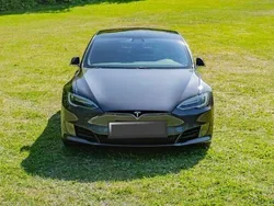 Grå Begagnad 2017 Tesla Model S Sedan | 219 000 kr