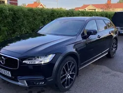 Blå Begagnad 2017 Volvo V90 CC Inscription Kombi | 312 500 kr (Marknadspris)