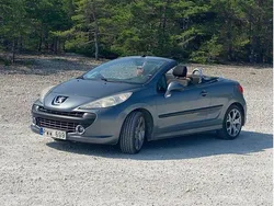 Grå Begagnad 2007 Peugeot 207 CC Cab | 33 000 kr (Bra pris)