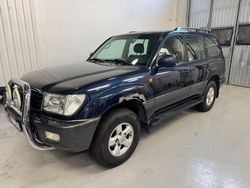 Blå Begagnad 2000 Toyota Land Cruiser SUV | 149 000 kr (Marknadspris)