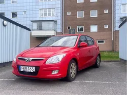 Röd Begagnad 2008 Hyundai i30 Halvkombi | 27 500 kr (Marknadspris)