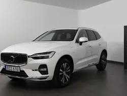Vit Begagnad 2023 Volvo XC60 Core SUV | 484 500 kr (Bra pris)