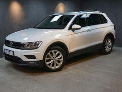 Vit Begagnad 2018 VW Tiguan Executive SUV | 219 900 kr (Marknadspris)