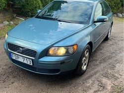 Blå Begagnad 2007 Volvo S40 Kinetic Sedan | 18 000 kr (Lite dyr)