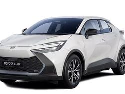 Ny 2025 Toyota C-HR+ Style SUV | 411 900 kr (Marknadspris)