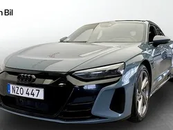 Grå Begagnad 2021 Audi e-tron GT quattro Design Sedan | 599 000 kr (Dyr)