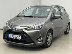 Mörkgrå Begagnad 2017 Toyota Yaris | 89 000 kr