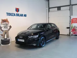 Svart Begagnad 2025 Audi A3 Sportback Advanced Halvkombi | 324 000 kr (Lite dyr)