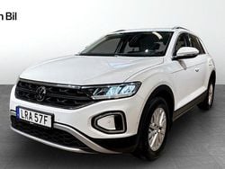 Vit Begagnad 2024 VW T-Roc Life SUV | 284 500 kr (Marknadspris)
