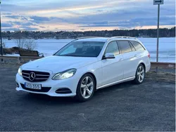 Vit Begagnad 2016 Mercedes E220 Avantgarde Kombi | 124 900 kr (Marknadspris)