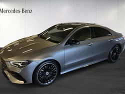 Ny 2025 Mercedes CLA200 AMG Sportkupé | 443 100 kr (Marknadspris)