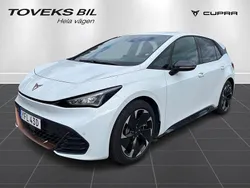 Vit Begagnad 2025 Cupra Born e-Boost Halvkombi | 359 000 kr (Lite dyr)