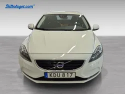 Vit Begagnad 2016 Volvo V40 Business Edition Kombi | 194 500 kr (Marknadspris)