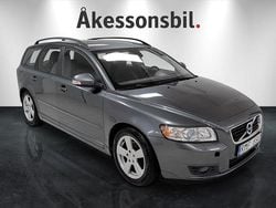 Grå Begagnad 2010 Volvo V50 Momentum Kombi | 44 900 kr (Marknadspris)