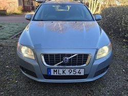 Blå Begagnad 2008 Volvo V70 Momentum Kombi | 33 000 kr (Superpris)