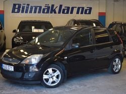 Svart Begagnad 2007 Ford Fiesta S Halvkombi | 28 900 kr (Marknadspris)