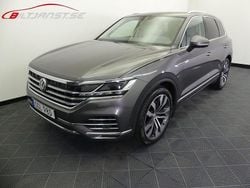 Grå Begagnad 2019 VW Touareg SE SUV | 449 900 kr (Bra pris)