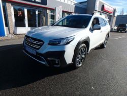 Vit Begagnad 2021 Subaru Outback SUV | 314 800 kr (Marknadspris)