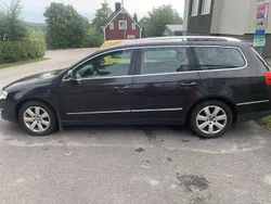 Brun Begagnad 2010 VW Passat Kombi | 39 000 kr (Marknadspris)