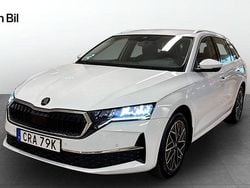 Vit Begagnad 2024 Skoda Octavia Selection Kombi | 369 900 kr