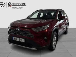 Röd Begagnad 2021 Toyota RAV4 Hybrid Active SUV | 349 900 kr (Marknadspris)
