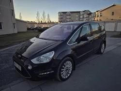 Svart Begagnad 2011 Ford S-MAX Business Edition Minibuss | 79 900 kr (Bra pris)