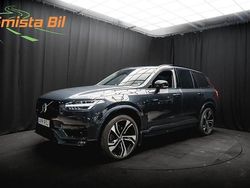 Grå Begagnad 2022 Volvo XC90 R-Design SUV | 578 800 kr (Marknadspris)