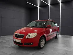 Röd Begagnad 2009 Skoda Fabia Ambiente Kombi | 39 900 kr (Marknadspris)
