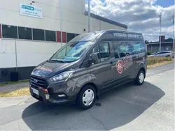 Grå Begagnad 2020 Ford Transit Custom Minibuss | 190 000 kr (Marknadspris)